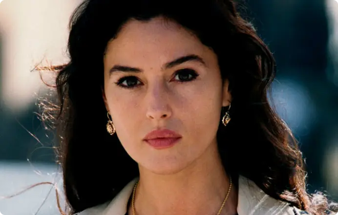 Моника Белуччи